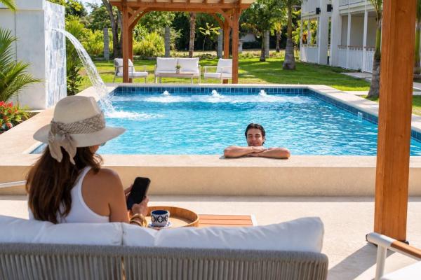 Complejo de apartamentos de 12 unidades en venta - pedasi, panamá