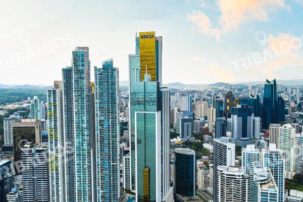 Venta de oficina amoblada en bicsa | 455 m² | 8 parkings | vista a la bahia