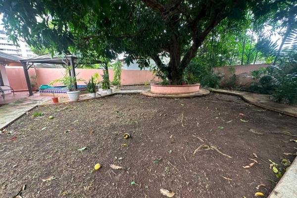 Se vende casa en hato pintado, pueblo nuevo