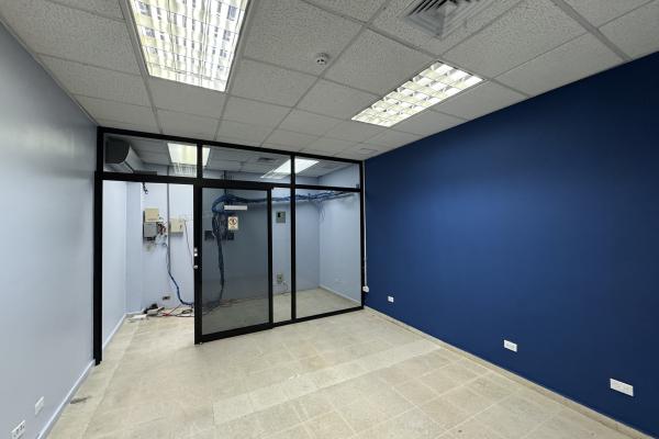 Venta de ofibodega en costa del este