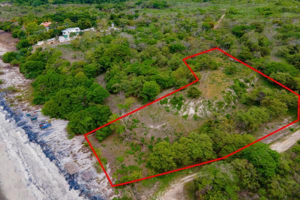 Oceanfront investment opportunity in playa el higo
