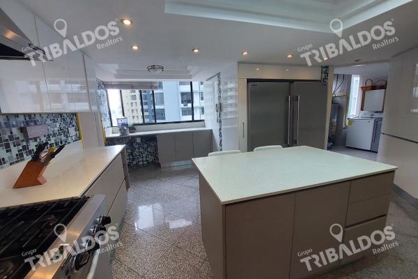 Venta de penthouse de dos pisos en paitilla