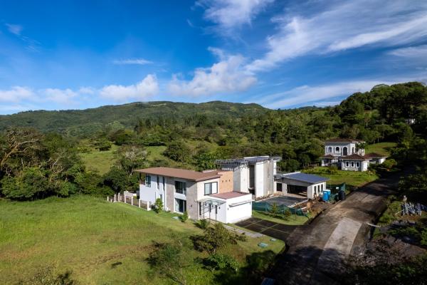 Turnkey luxury in lucero golf & country club