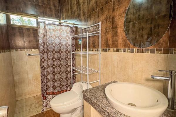 Spacious property with 2,182 m²