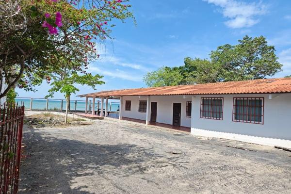 Casa frente al mar de 4 habitaciones en juan hombrón