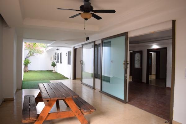 Venta o alquiler de casa comercial en marbella