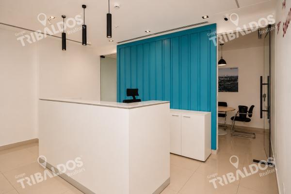 Furnished office for sale bicsa, 455 m² 8 parking