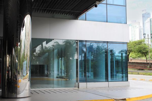 Local planta baja oceania business plaza - 526 m2