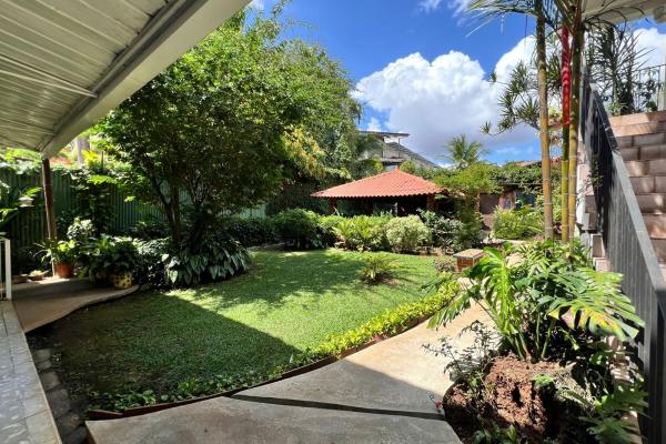 Venta de terreno con mejoras en el carmen