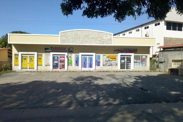 Se vende locales comerciales