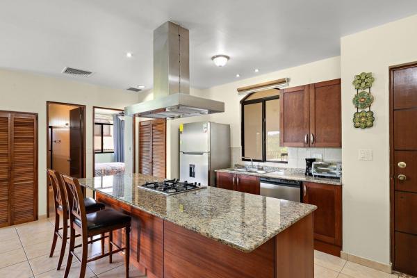 Condominio de 2 rec. en los molinos boquete