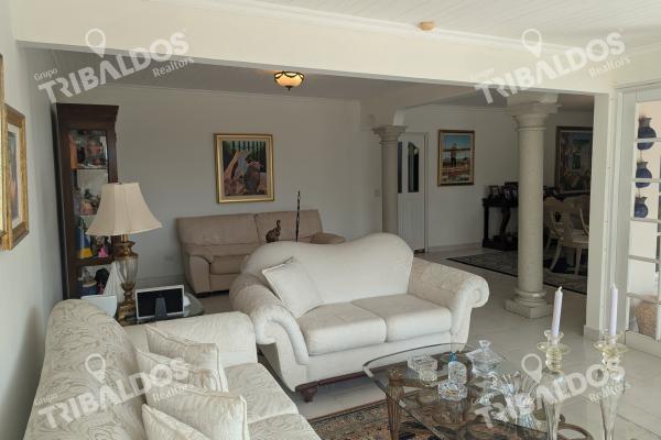 Venta de casa en las cumbres, la meseta