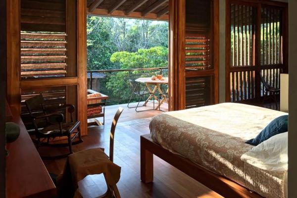 Casa con piscina en la selva tropical panameña en gamboa