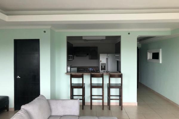 Se vende apartamento en clayton park con inquilino y vista la bosque
