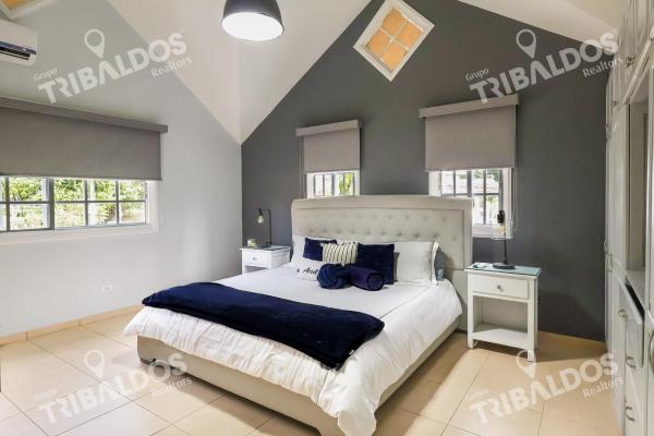 Venta de casa con paneles solares no paga factura de luz