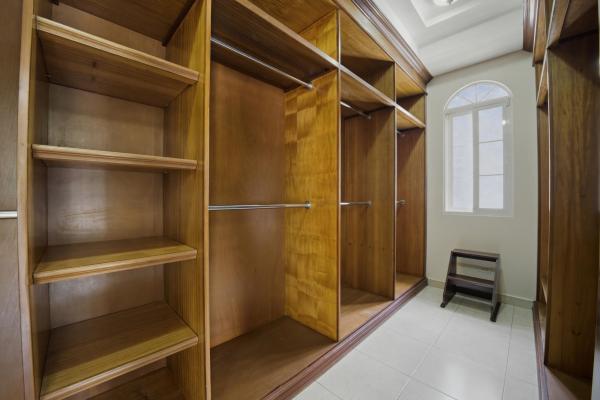 Casa unifamiliar en llanos de curundu, ancon