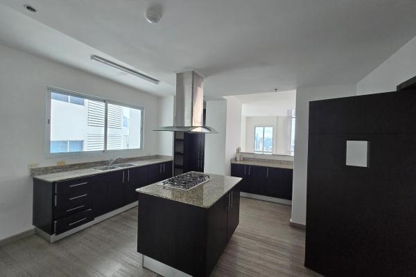 Ph premium tower jr penthouse venta 455,000.00 ó alquiler 2,500.00