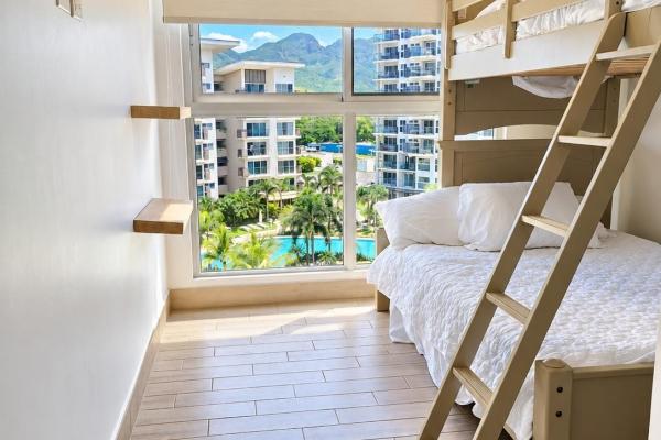Apartamento frente a la playa con hermosas vistas al océano.