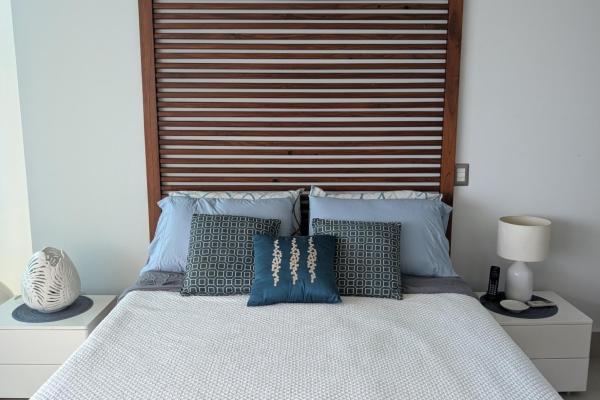 Beachfront living condo gorgona close to coronado