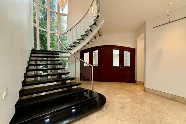 Sale of house in balmoral, costa del este