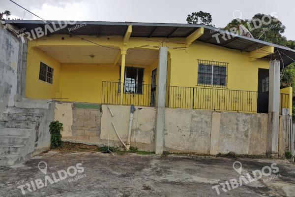 Terreno con edificación monte oscuro