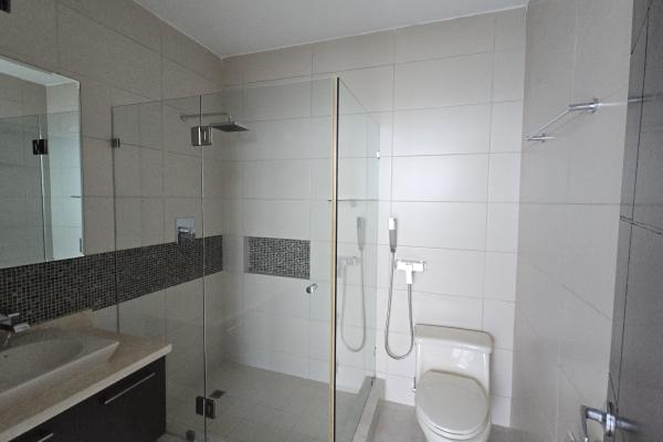 Venta de apartamento en ocean waves nueva gorgona
