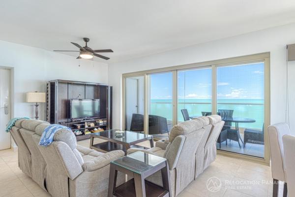 Condominio de lujo frente al mar en boutique biltmore – nueva gorgona