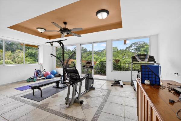 Highland investment estate with rare water concess