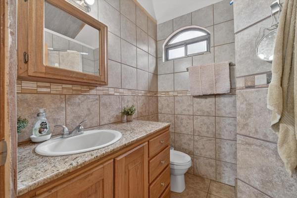 Potrerillos village home with studio apartment