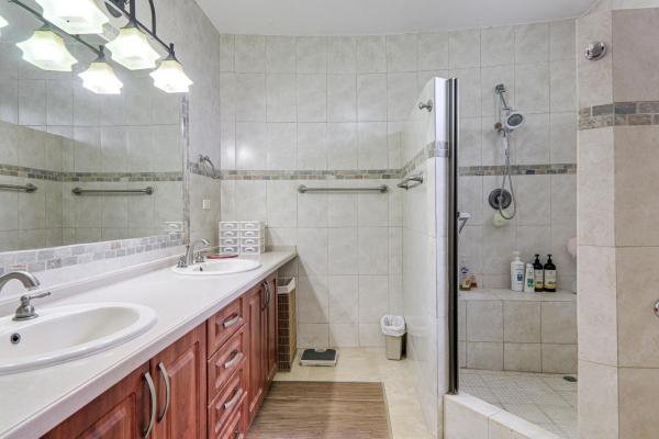 Brisas de los lagos in chorrera for sale and rent