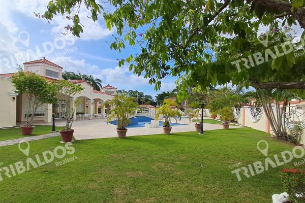 Venta de casa en villa valencia, costa sur con paneles solares