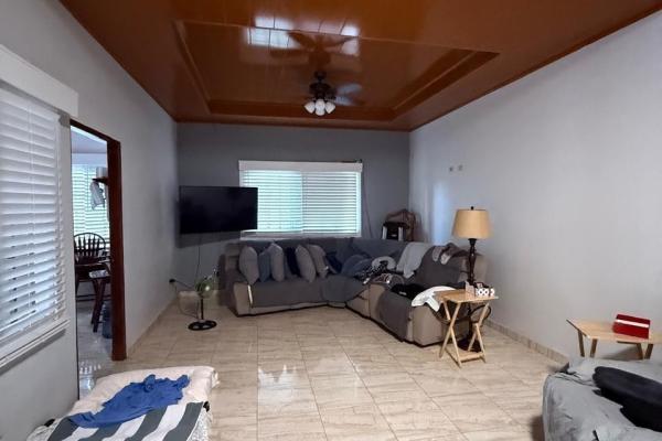 Amplia y completa casa residencial