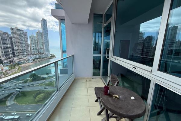 Apartamento en venta en grandbay tower