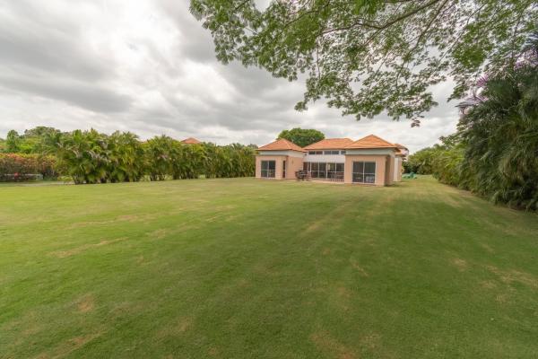 Villa en costa blanca golf & villas