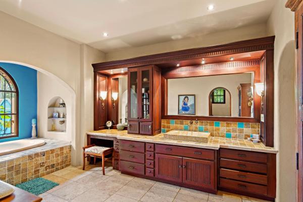 Mexican-inspired home in palo alto boquete