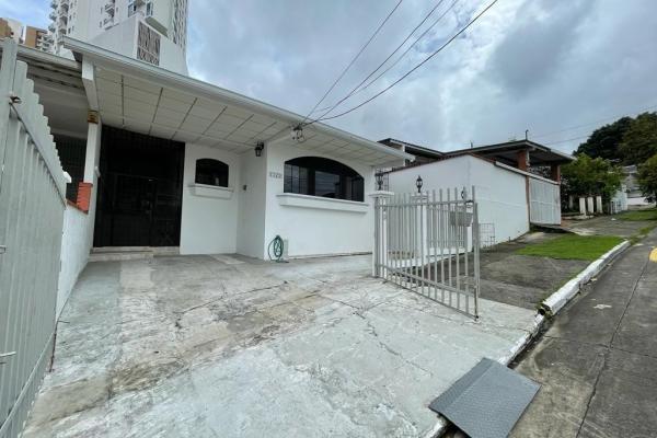 House for sale in hato pintado, pueblo nuevo.