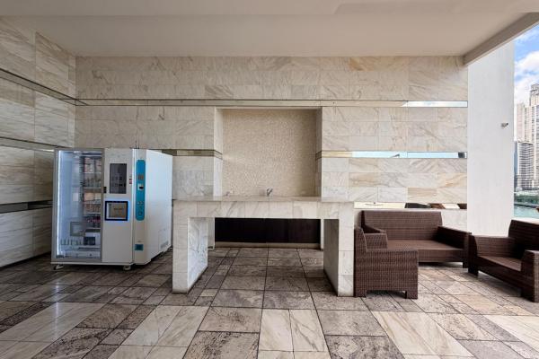 Apt amoblado piso alto - white tower - 121 m2
