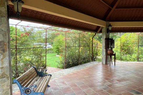 Farm with residence in ocú