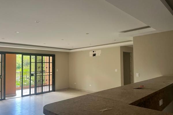 Banco vende ph embassy club, clayton