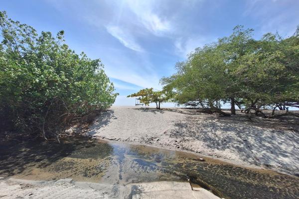 Vendo terreno de playa en playa piedras gordas