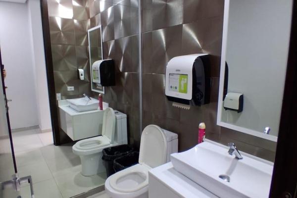 Office for sale or rent with terrace in cde