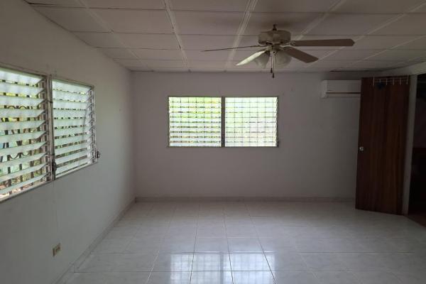 House with pool on the main road of nueva gorgona