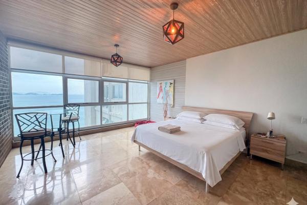 Apartamento frente al mar en ciudad de panamá, panamá