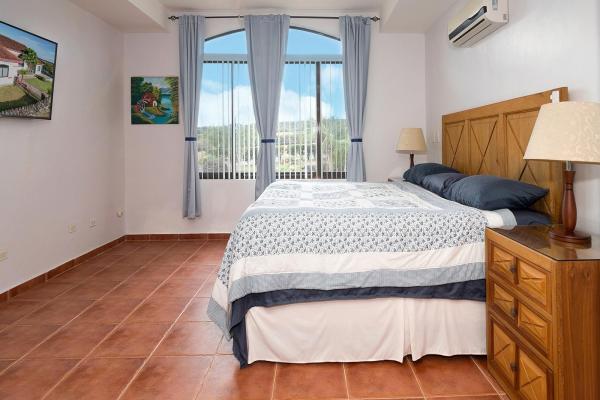 Distinctive home in los molinos | boquete, panama