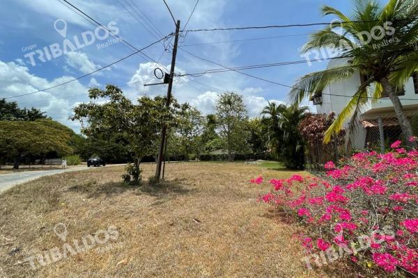 Venta de terreno con acceso al mar en rio hato
