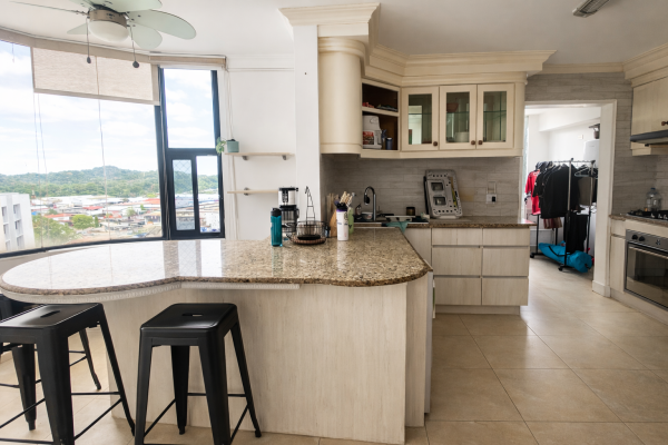 Venta de apartamento en ph terrazas del cangrejo