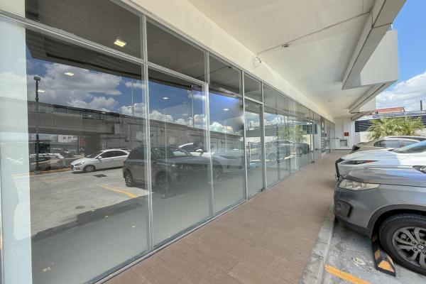 Oportunidad – local comercial en galería cincuentenario