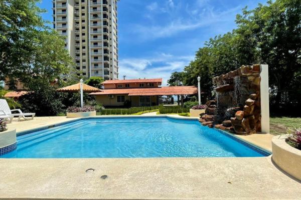 Venta de casa en playa malibú, chame