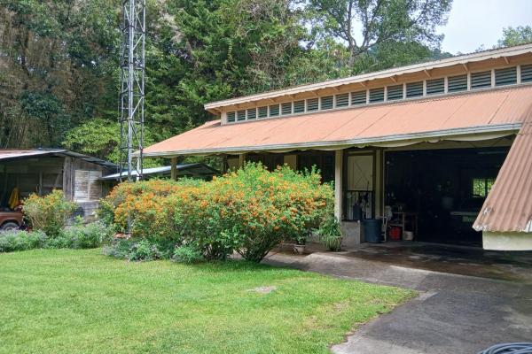 Beautiful park property in high-altitude location