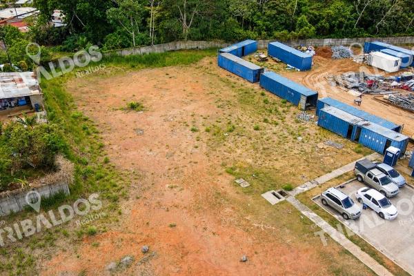 Venta de terreno industrial en tocumen storage complex mañanitas